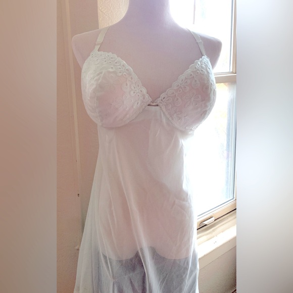 Powder blue & White Sheer & Lace Chemise with Adjustable Straps 2X - Picture 4 of 11